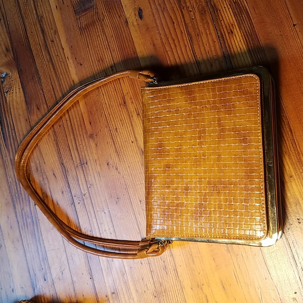 Markay faux leather hand bag